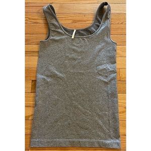 Skinny Tees Gray Seamless Tank Top Shaper
